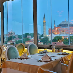 Hotel The